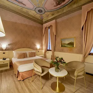 https://duodo-palace.hotelslidodijesolo.com